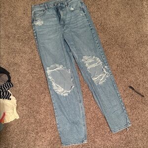 American Eagle Outfitters Light Blue Distressed Boyfriend Jeans